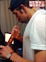 michael_phelps-bong.jpeg