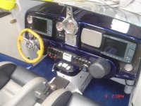 36' NOR-TECH 2006-T850-dash.jpg