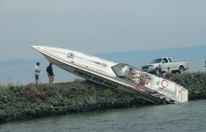 104fountaincrash.jpg