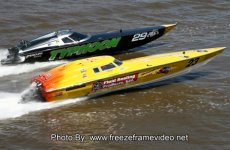 2boats1.jpg