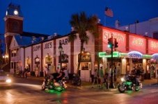 Sloppy-Joes-Duval-St-Key-West-300x199[1].jpg